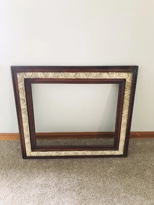 Impresionante marco de retrato ornamentado de roble victoriano antiguo raro con borde interior ornamentado Foto 1 de 4