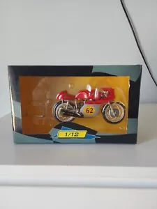 Moto 1/12 ixo (Pas Minichamps) Mv Agusta John SURTEES 1956 - Imagen 1 de 5