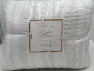 Pottery Barn Teen Recycled Pretty Pleats FULL / QUEEN Quilt ~ White - Picture 1 of 2