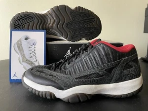 2003 Nike Air Jordan 11 Retro IE Low Bred Black Charcoal Red Size 8.5 306008-061 - Picture 1 of 12