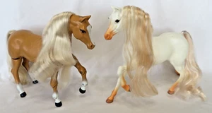 Barbie High Stepper & Blinking Beauty Horses Mattel años 90 - Imagen 1 de 9