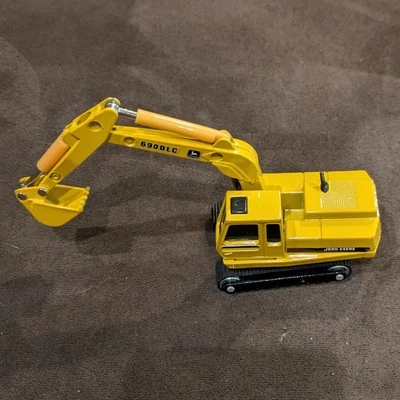  Ertl John Deere 690DLC Excavator DieCast 1/64 Scale Equipment - Image 1 of 4
