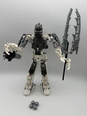 LEGO Bionicle Takanuva 8699 267 Parts Complete No Manual No Box - Image 1 of 4