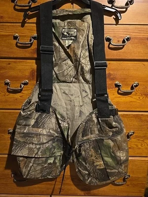 Mens Field & Stream Gane Hunting Vest, Size XL/XXL - Image 1 of 4