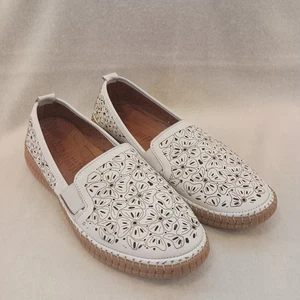 Women's size 9 Spring Step EU Size 40 - Soft and Comfortable - White Lace - Picture 1 of 13