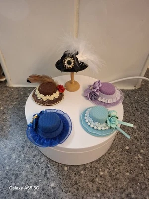 Dolls House Miniature Ladies Hat Bundle X5 Handmade Perfect For Shop Setting - Image 1 of 3