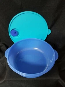 Tupperware Crystalwave 3qt. Blue Bowl. New - Picture 1 of 2