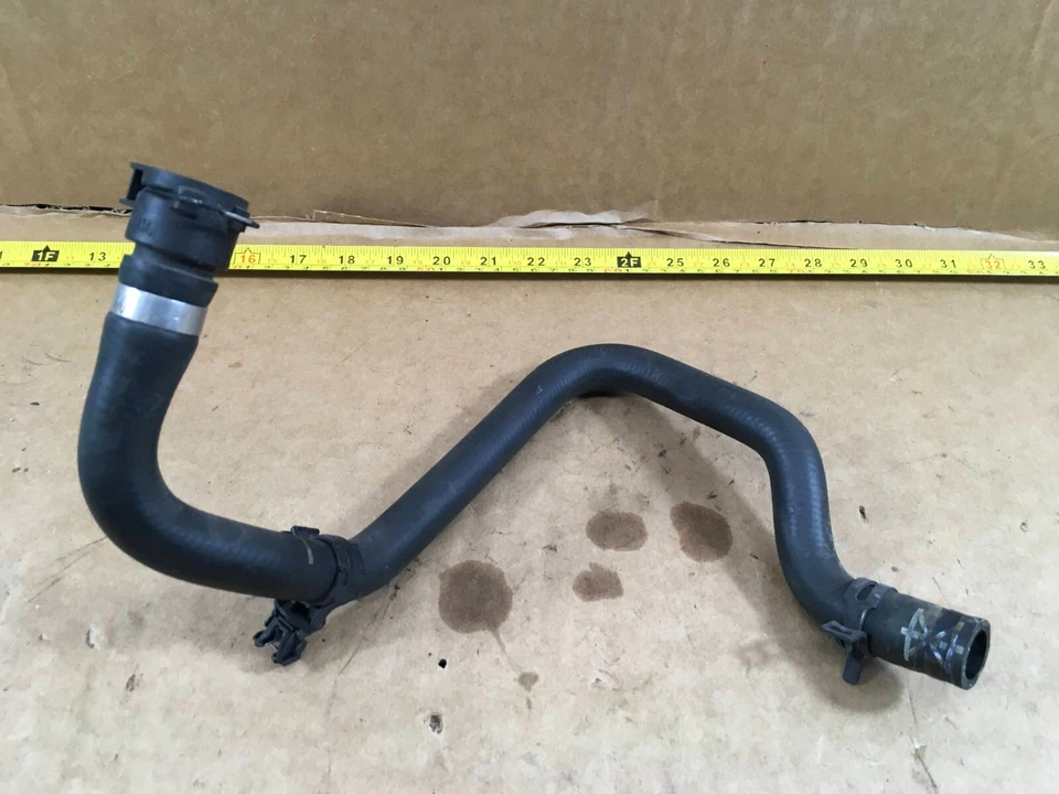 ШЛАНГ ВОДЯНОГО ОХЛАЖДЕНИЯ ДВИГАТЕЛЯ MINICOOPER 2007–2015 ГОДОВ ВЫПУСКА 17122754573 ОТ ОРИГИНАЛЬНОГО ПРОИЗВОДИТЕЛЯ. - Изображение 1 из 4