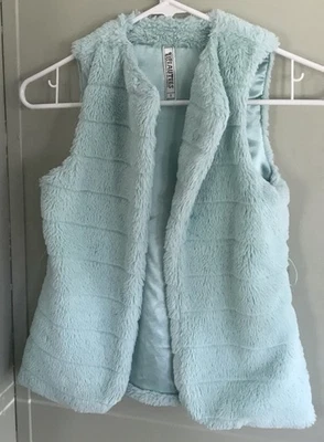 Chaleco de piel sintética verde azulado talla S Beautees para niñas Foto 1 de 4