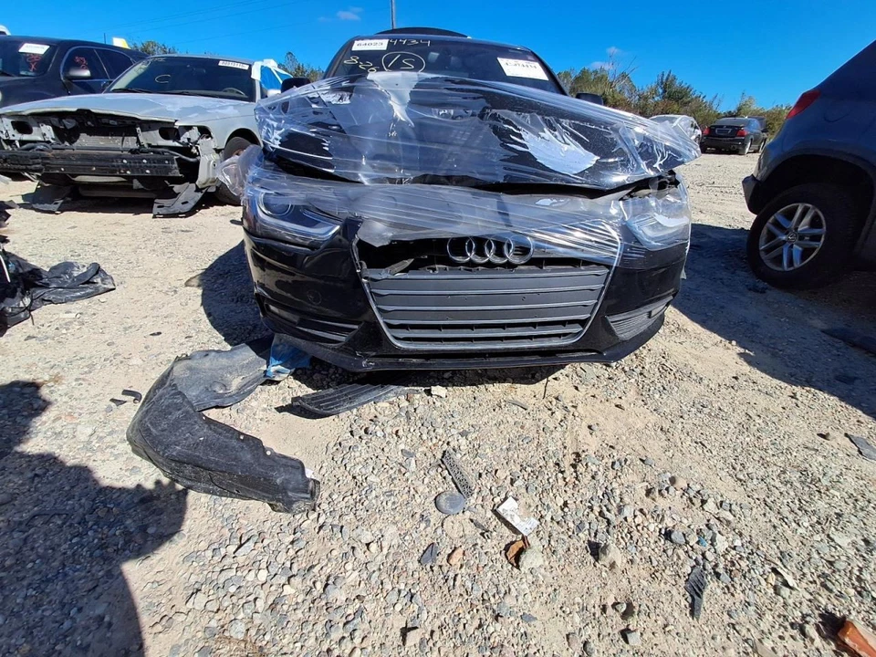 Audi A4 A5 2013 usado caja de fusibles de pasajero compartimento del motor OEM 646-10765R Foto 1 de 4
