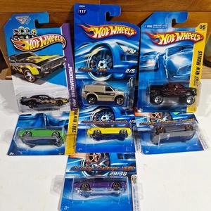 Lot of 7 Hot Wheels ALL MOPAR CHRYSLER brand cars NOS VG Conditions - Picture 1 of 10