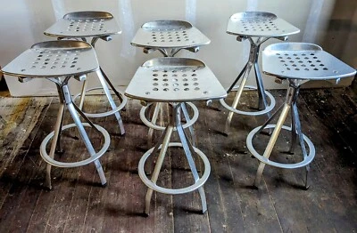 3 редких современных алюминиевых 26-дюймовых табуретки Joan Casas Ortinez Indecasa Испания mcm  - Изображение 1 из 4