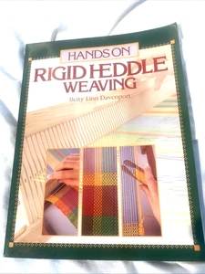 Hands on Rigid Heddle Weaving by Betty Linn Davenport PB how to training class - Foto 1 di 9