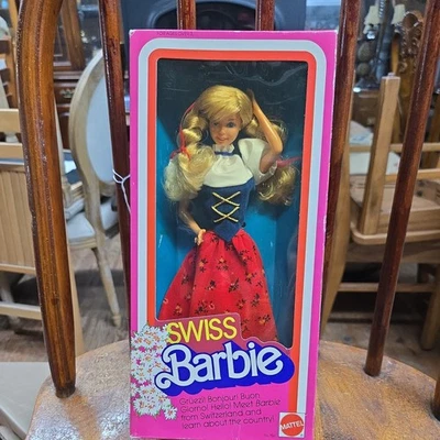 Barbie suiza vintage 1983 #7541 colección internacional suiza Foto 1 de 4