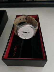 MVMT Herren Havoc Chrono Analog Uhr weißes Zifferblatt Edelstahl Lederband - Bild 1 von 8