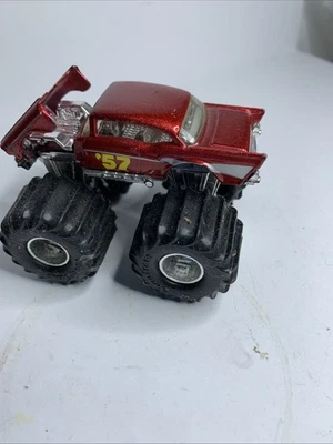 (RARO) 1987 MATCHBOX '57 CHEVY MONSTER TRUCK HECHO EN TAILANDIA" Foto 1 de 4