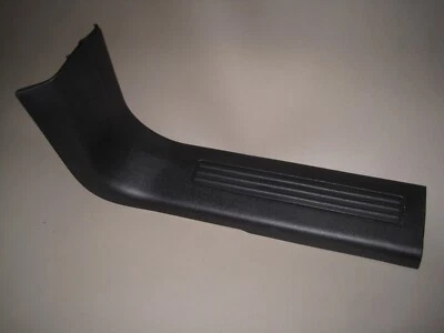 Placa de arranhão de soleira de porta Ford Explorer Police Interceptor Utility FR RH 2016-2019 - Imagem 1 de 4