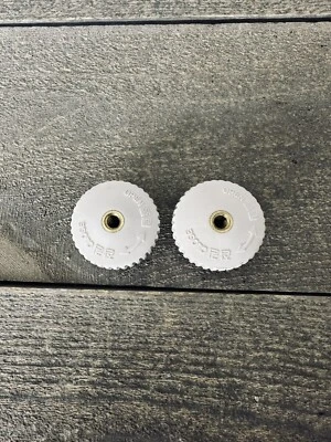 Tribest SMS-20001 / Green Star GS-1000 Exprimidor Perillas de brazo de cierre de repuesto Foto 1 de 4