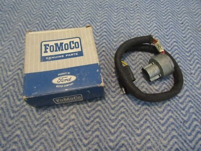 NOS 1965 1966 1967 FORD COUNTRY SQUIRE RANCH WAGON TAILGATE WINDOW SWITCH ASBY - Image 1 of 2