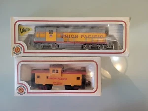 Vintage Bachmann HO Diesel Locomotive Union Pacific and Caboose - Picture 1 of 7