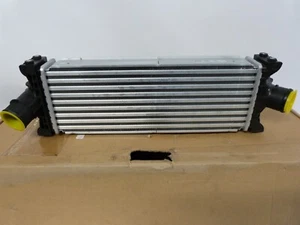 Intercooler de aire de carga Ford Transit Custom 2012 en caja - Imagen 1 de 12