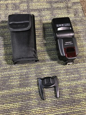 Yongnuo YN-560 IV Flash Speedlite for DSLR Cameras W/CASE - Image 1 of 4