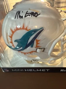 Mike Gesicki Autographed Miami Dolphins Speed Mini Helmet- Beckett W *Black - Picture 1 of 5