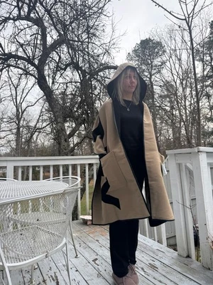 NUEVO CON ETIQUETAS Burberry Capa Poncho Envolvente Chal Bolsillos ARCHIVO BEIGE LANA ALGODÓN Foto 1 de 4