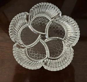 Plato de postre vintage Hoya japonés cristal caramelo diseño floral en relieve 6 1/2 pulgadas - Imagen 1 de 7