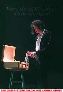 FOTO RARA DE 8x10 de MICHAEL JACKSON BILLIE JEAN INTRO(1) - Imagen 1 de 1