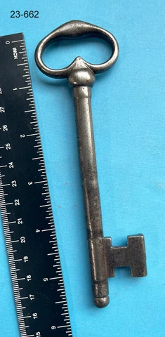 Antique Skeleton Key Rare Long 5.75" Iron 16th -17th C. England - More Keys Here Cover