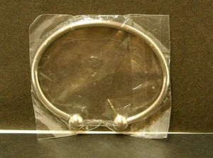 Cuff Bracelet Silver Tone - Picture 1 of 2