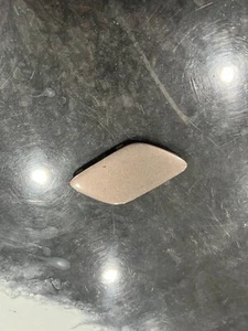 BMW TOW HOOK COVER 7128243 / 7 128 243 COLOR UNKNOWN - Bild 1 von 2