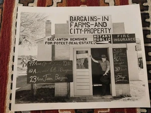 REAL ESTATE OFFICE,POTEET, TEXAS 1939 PHOTOGRAPH REPRODUCTION BY RUSSELL LEE  - Picture 1 of 6
