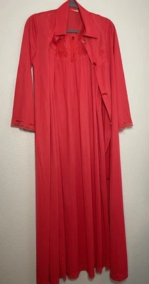 Vintage Texsheen Red Rose Peignor Set Robe Gown Size Small - Image 1 of 4