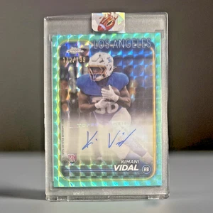 KIMANI VIDAL -2024 TOPPS CHROME (RC) - AUTO AQUA WAVE REFRACTOR /199 - LADEGERÄTE - Bild 1 von 3