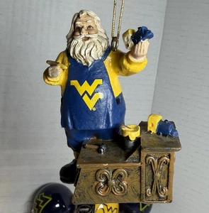 West Virginia Mountaineers Santa Workshop Ornament The Memory Company '08 OHNE BOX - Bild 1 von 13