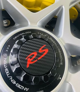 CENTRE LOCK CENTRE CAPS CARBON FIBRE EFFECT - Picture 1 of 9