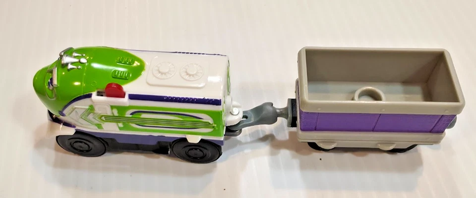 Tomy Chuggington StackTrack 电动压铸机车 2015,3 1/8 英寸长 — 第 1/4 张图片