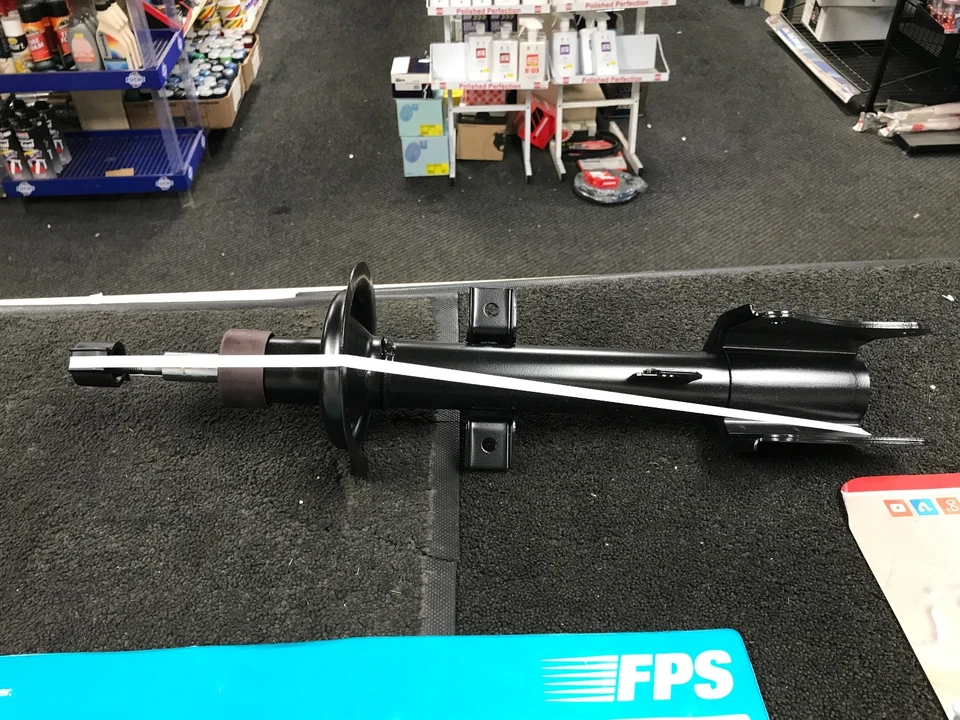 ALFA ROMEO 147 156 SPORTSWAGON  REAR SHOCK ABSORBER X 1  - Image 1 of 1