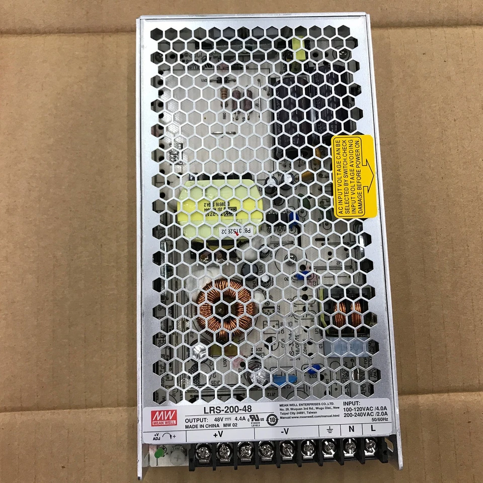 Nueva fuente de alimentación conmutada 1 pieza para MEAN WELL LRS-200-48 48V 4.4A envío gratuito Foto 1 de 1
