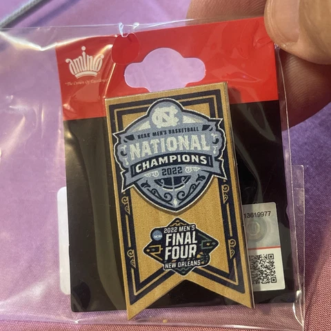 2022 Mens Final Four National  Champs Kansas Jayhawks  Banner Pin NCAA  ERROR Cover