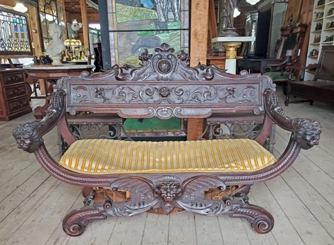GREAT VICTORIAN FIGURAL CARVED BENCH W LIONS CARVED FACESS Cover