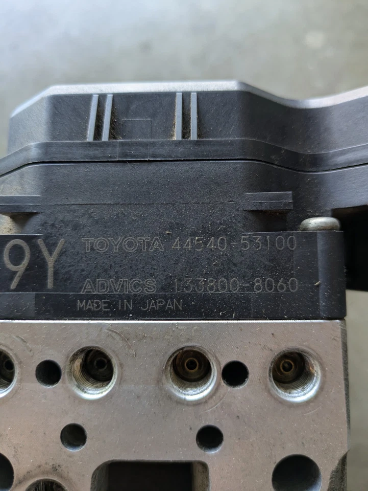 Controlador bomba freno antibloqueo ABS LEXUS IS-F 08-12 44540-53100, 133800-8060, Foto 1 de 4