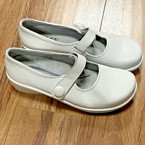 Zoccoli donna KLOGS Mary Jane scarpe comode antiscivolo allattamento taglia 9,5 BELLI - Foto 1 di 9