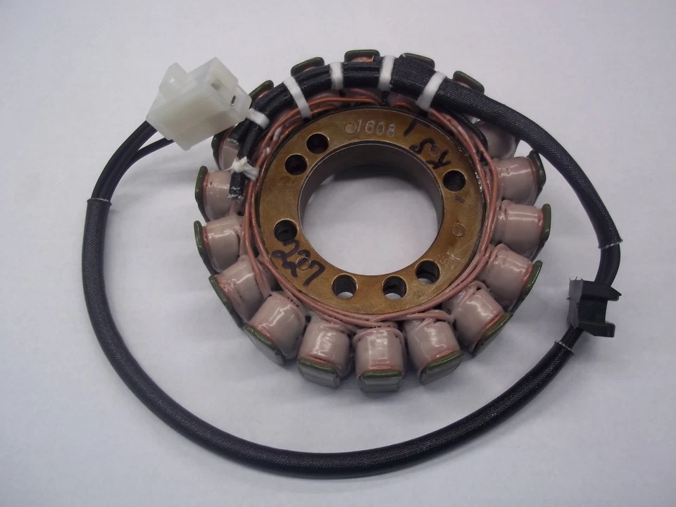 Estator KAWASAKI NINJA EX650 ALT A 21003-0042 RICKS 21-227 Foto 1 de 1