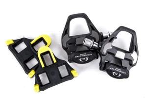 New Shimano Ultegra PD-R8000 Carbon Road SPD SL Cycling Pedals - Free Shipping! - Picture 1 of 2