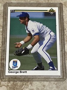 1990 Upper Deck #124 George Brett💥RARE 2 ERROR DEAD CENTERED&PRISTINE CONDION💥