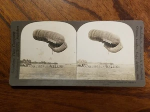 Stereoview Card Hauling Down French Dirigible Balloon for Officer's Report - Picture 1 of 2