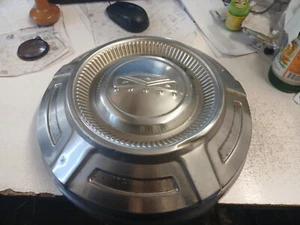 1974 FORD E-200/250 VAN DOG DISH HUB CAP HUBCAP OEM 12" - Picture 1 of 11